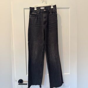 Zara Women’s Black Relaxed Rough Hem Jeans